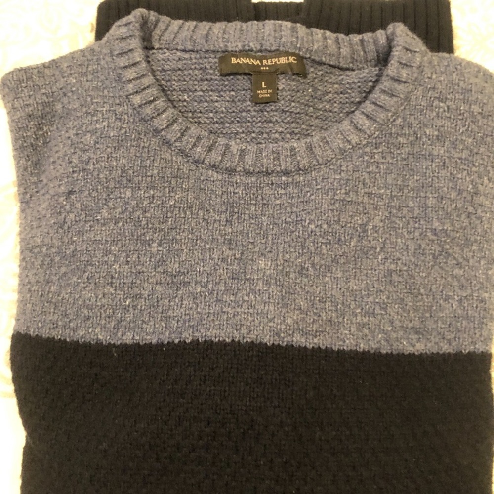 Never worn men’s sweater